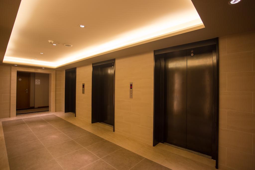 JI Hotel Shanghai Railway Station West Tianmu Road Bagian luar foto